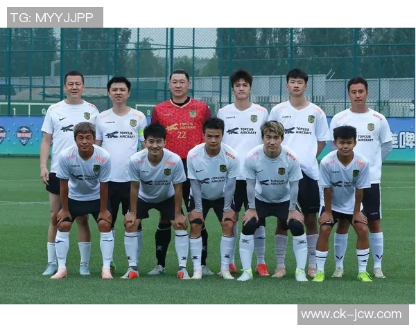 【早报】大连足球的自救从换帅开始! 【早报】大连足球的自救从换帅开始!