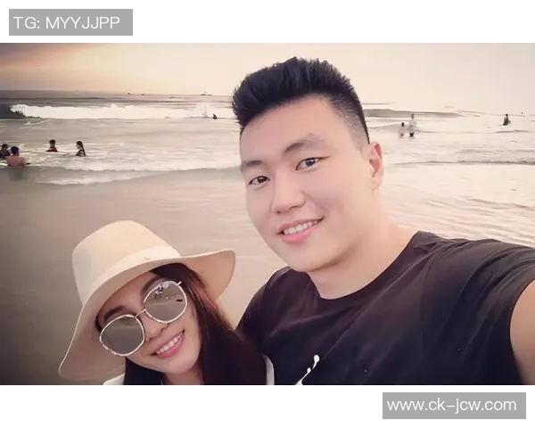 【夜读】前妻霸占离婚财产李根要起诉 【夜读】前妻霸占离婚财产李根要起诉