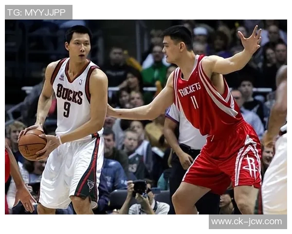 易建联被熊猫吓到!国宝:听说他们都管你叫大哥? 易建联被熊猫吓到!国宝:听说他们都管你叫大哥?